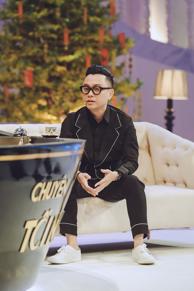 Công Trí xúc động kể với Trấn Thành chuyện không có bạn bè trong showbiz Công Trí xúc động kể với Trấn Thành chuyện không có bạn bè trong showbiz